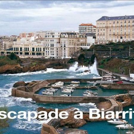 Petit Appartement Douillet Tres Bien Situe Biarritz Exterior photo
